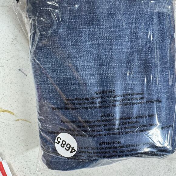 KanCan Distressed‎ Skinny Jeans Junior Women Blue Fringed Whisker 5/ 26 - Picture 10 of 10